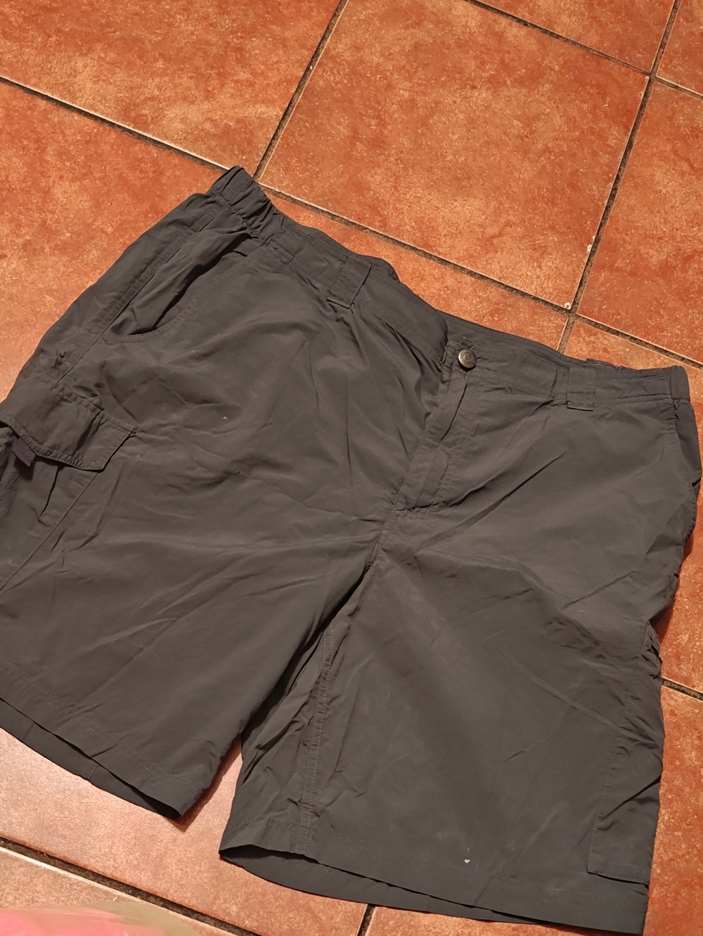 Men's Black Cargo Shorts - Classic Summer Utility